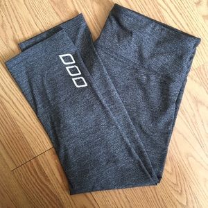 Lorna Jane Grey workout leggings